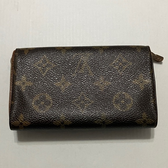 LV MONOGRAM WALLET - Picture 3 of 13